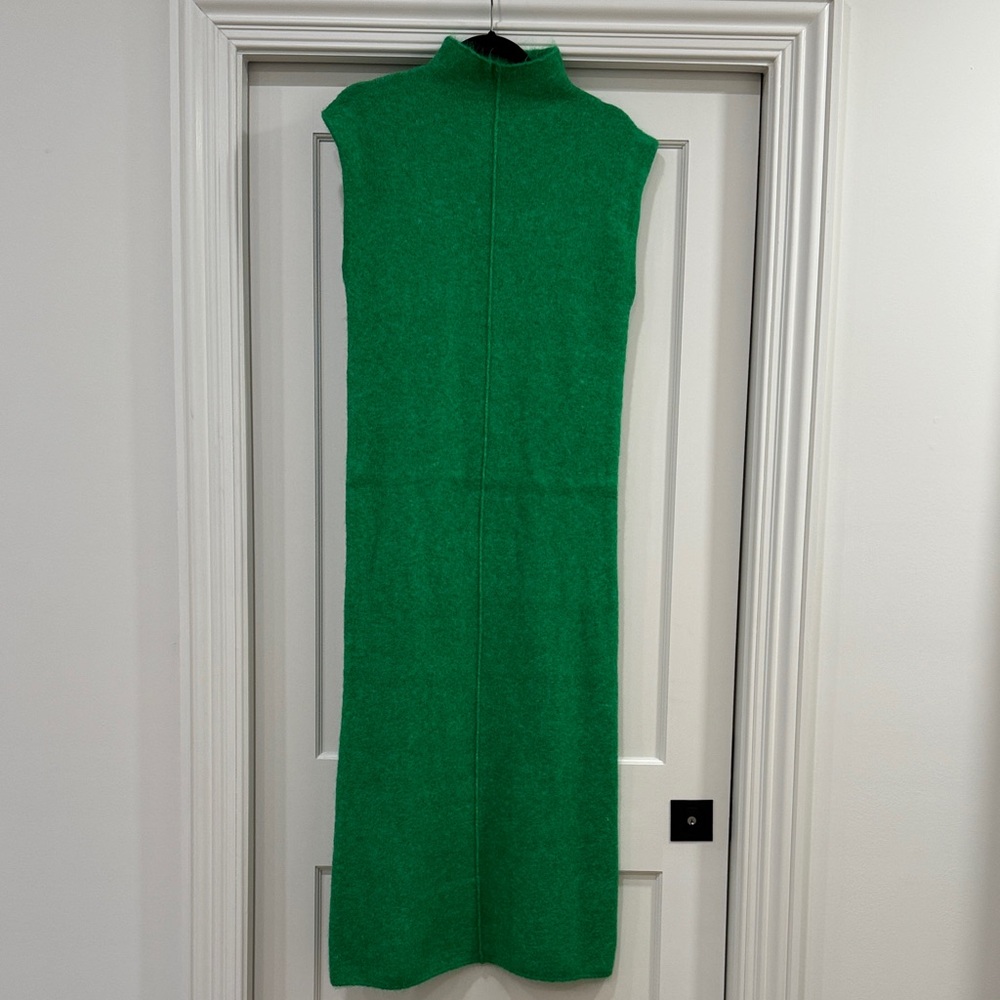 NWOT ZARA GREEN SWEATER MAXI DRESS MEDIUM